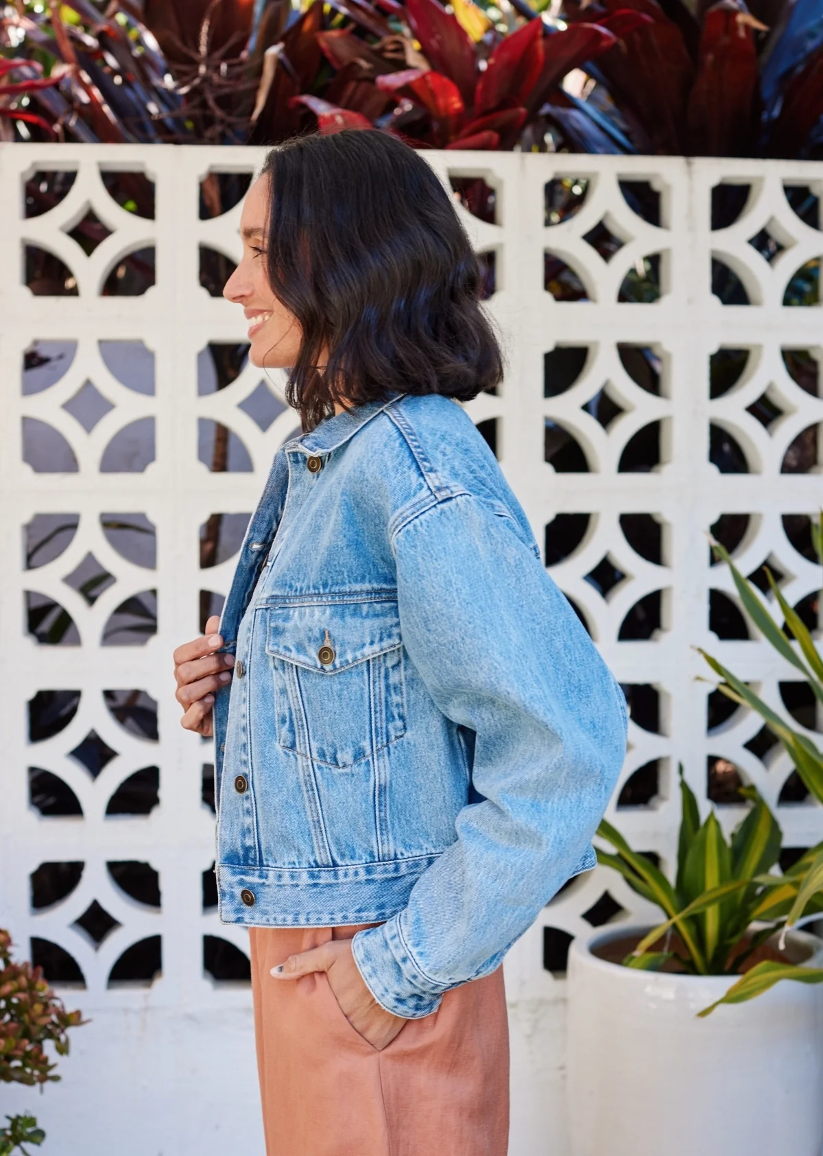 CHARLIE CROP DENIM JACKET - Image 9