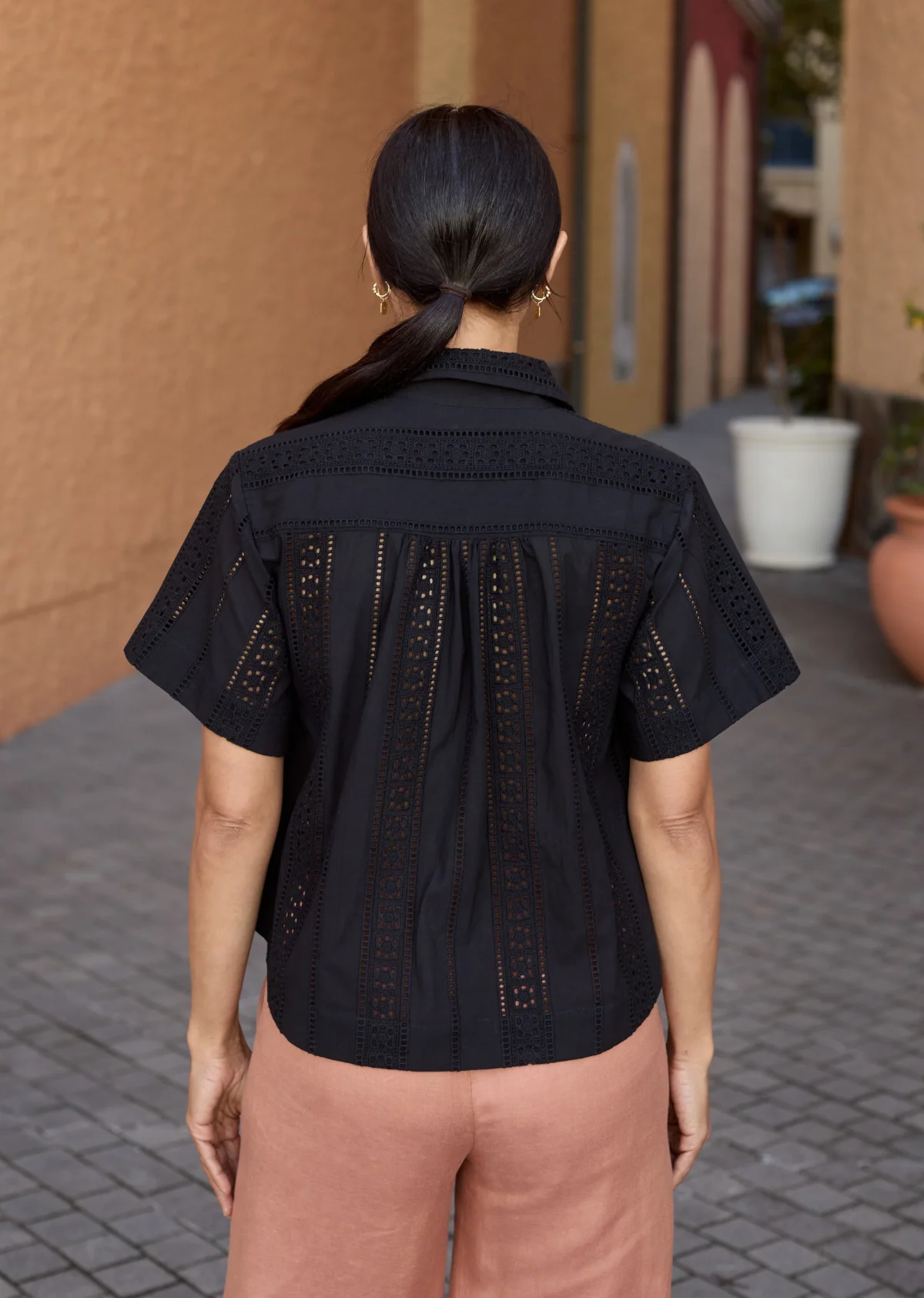SADIE EMBROIDERED SHIRT - BLACK - Image 3